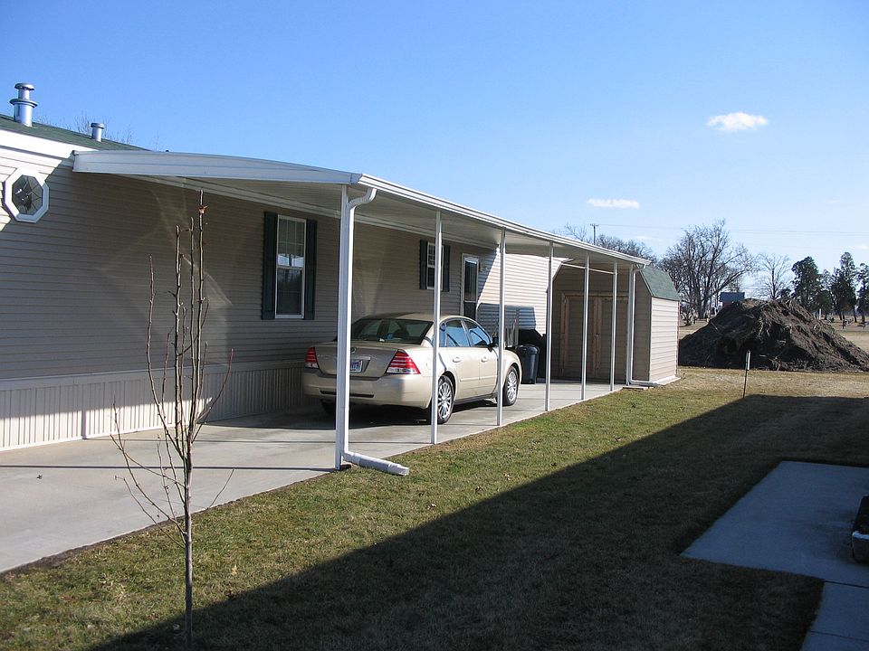 2nd image of 303 Skyline Dr