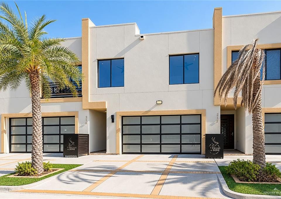 1st image of 216 Canary Ave