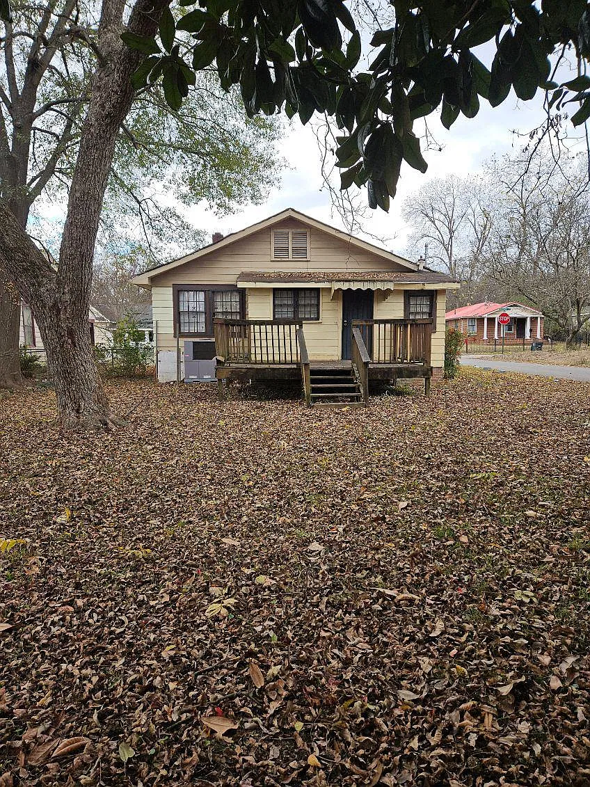1301 Gulfport St — Photo 3