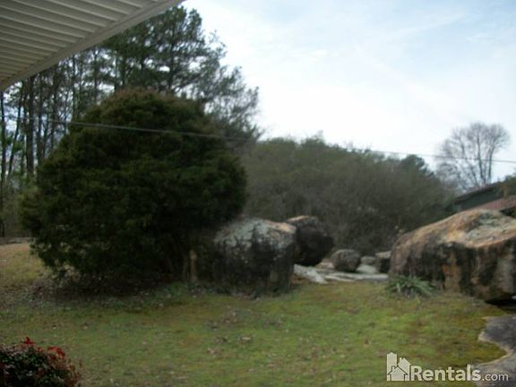 3rd image of 1279 Lark Ln NE