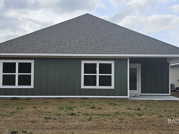 3rd image of 584 Overland Dr
