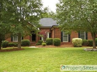1948 Millbrook Ln, Matthews, NC 28104