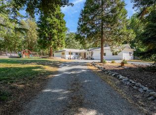 715 Timber Ln, Grants Pass, OR 97526