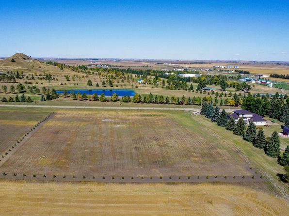 1201 Ash Ave, New Salem, ND 58563