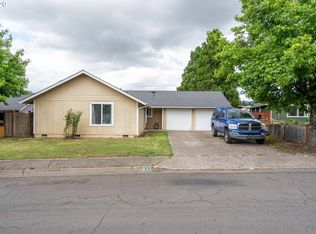 672 Janus St, Springfield, OR 97477