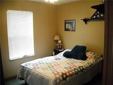5th image of 1274 Magnolia Dr