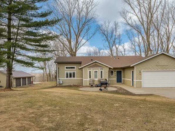 110 6th Ln NE, Oronoco, MN 55960