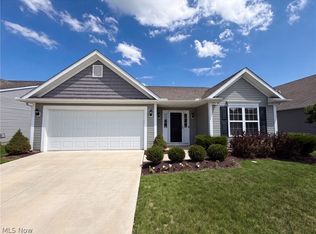 159 Prestwyck Ln, Elyria, OH 44035