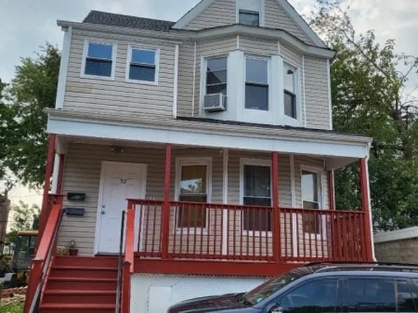 52 N 15Th St, East Orange City, NJ 07017