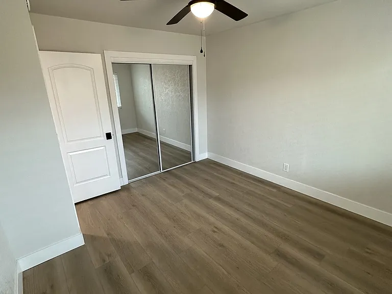 442 Smith Ave #8 — Photo 3