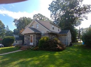 64 Chestnut St, Cresskill, NJ 07626