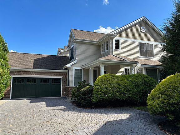 2nd image of 205 Hayfield Ln #205