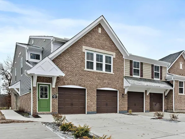 5883 Parkview Ln #90301, Milford, OH 45150