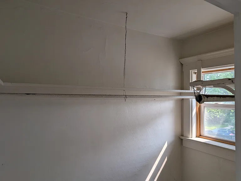 1727 Hughitt Ave — Photo 29