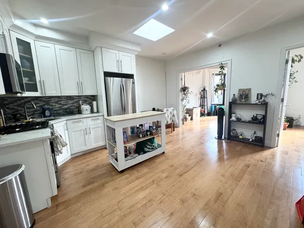 703 Mac Donough Street image 3 of 16