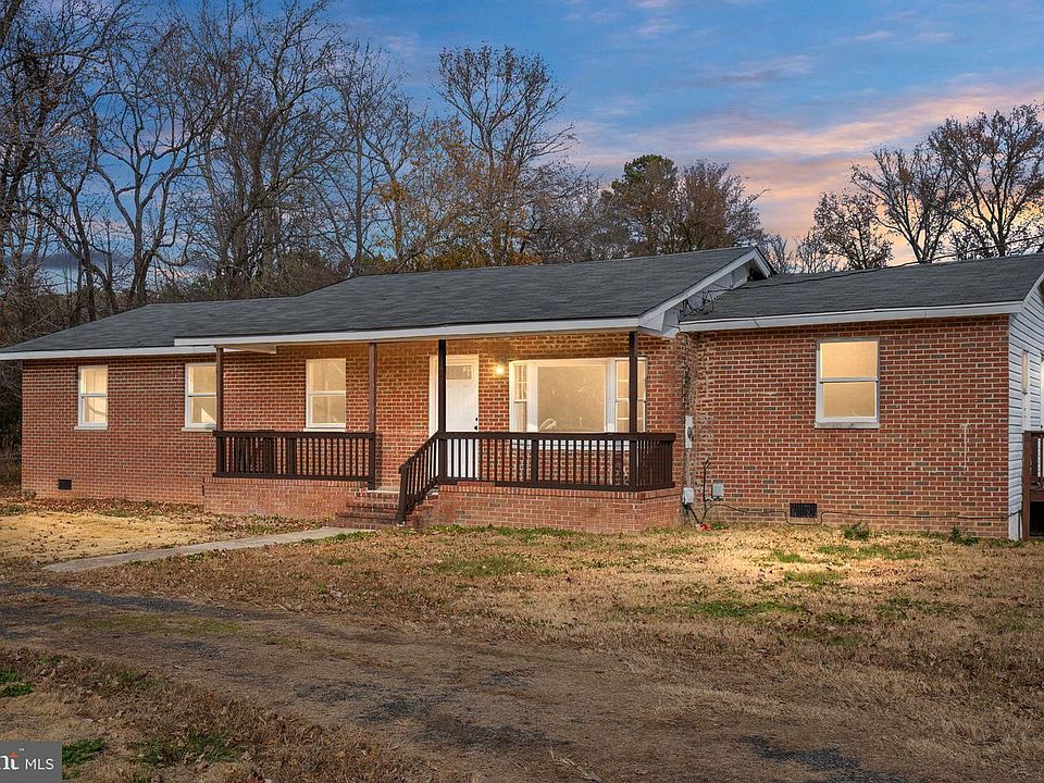 1st image of 200 Johnson Ln