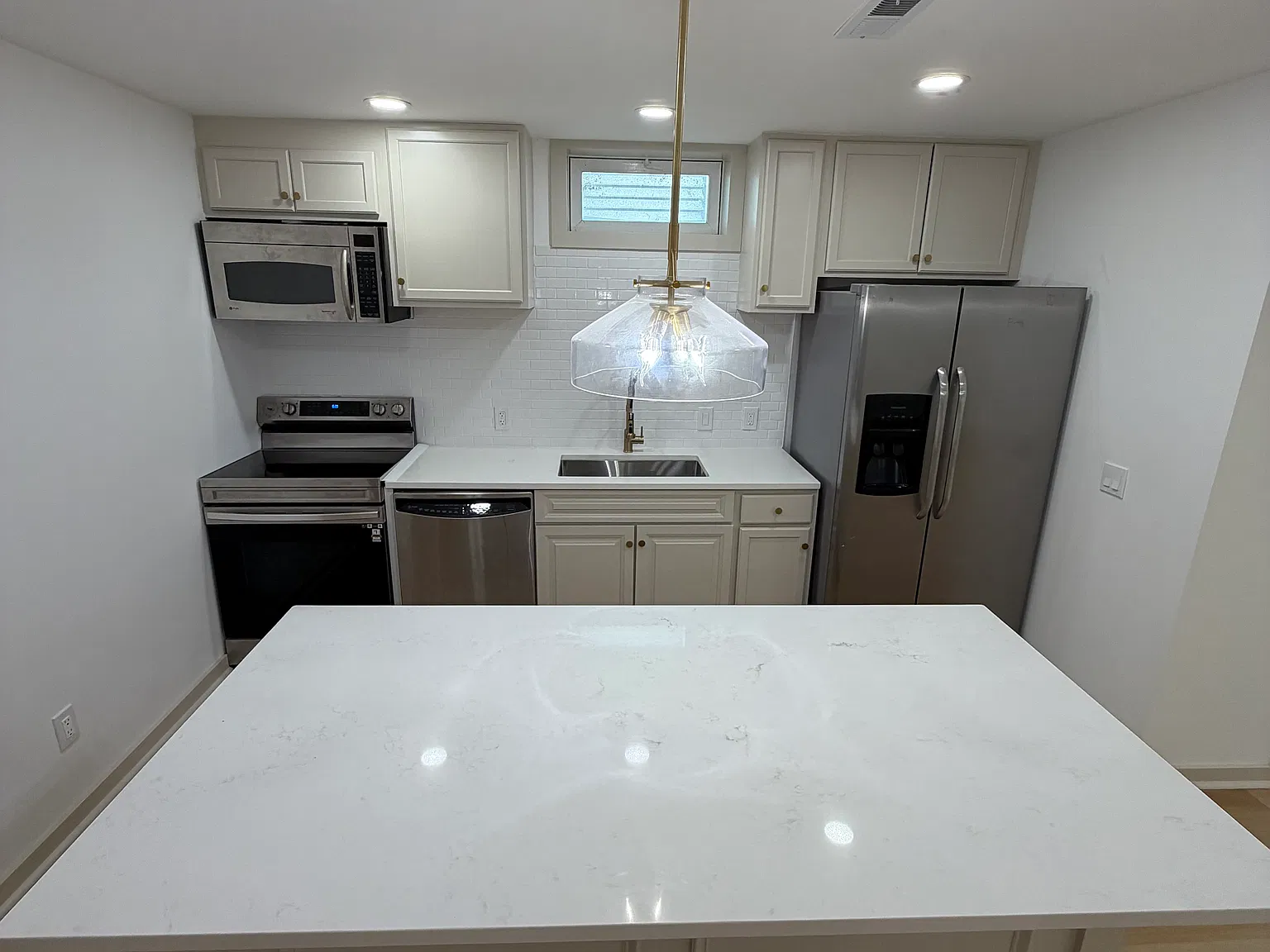 Rawley Springs Dr, Chantilly — Photo 1