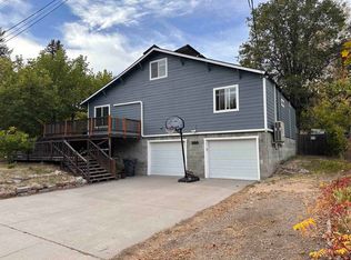 585 Walnut St, Weed, CA 96094