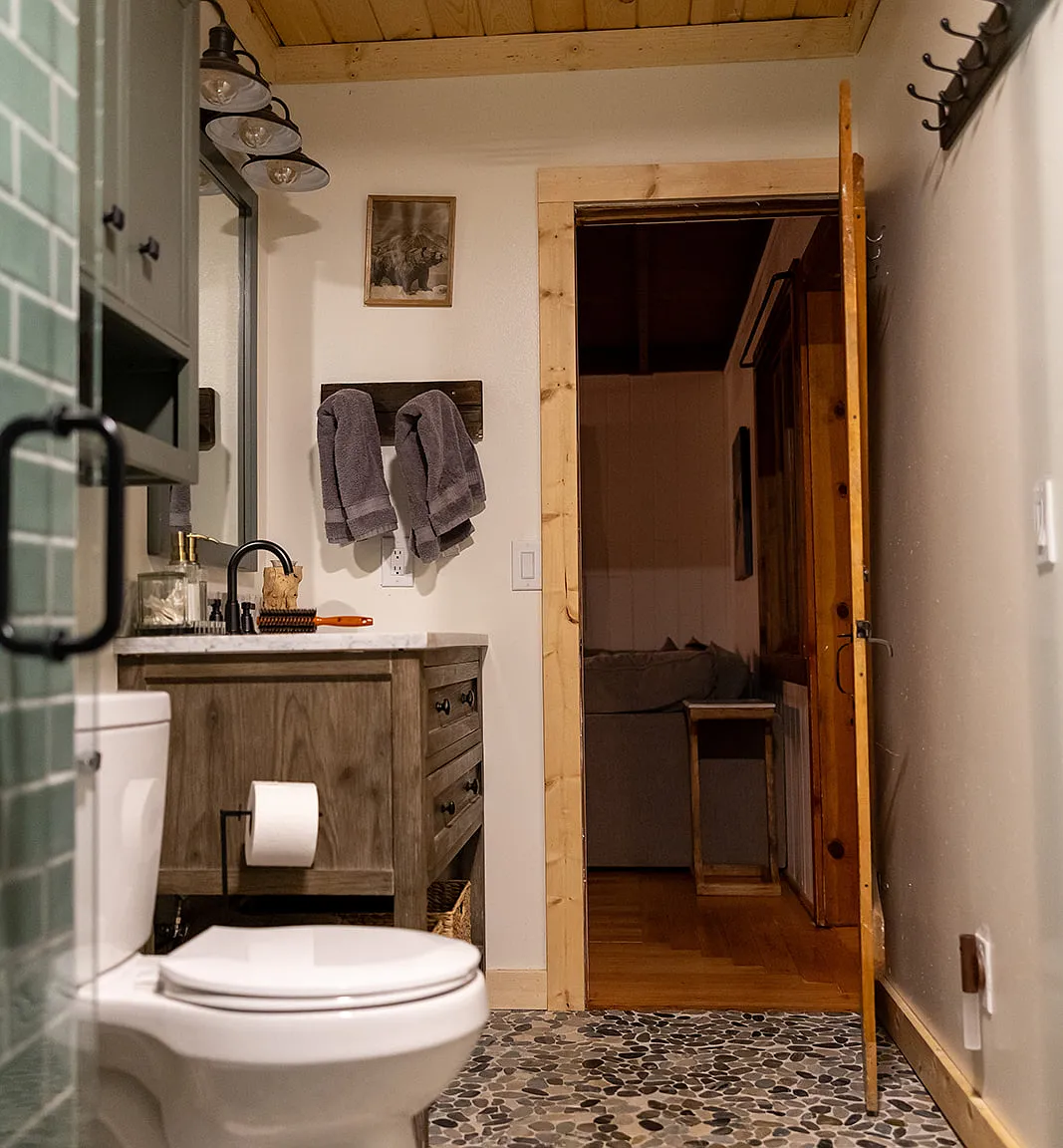 325 Tomahawk St — Photo 4