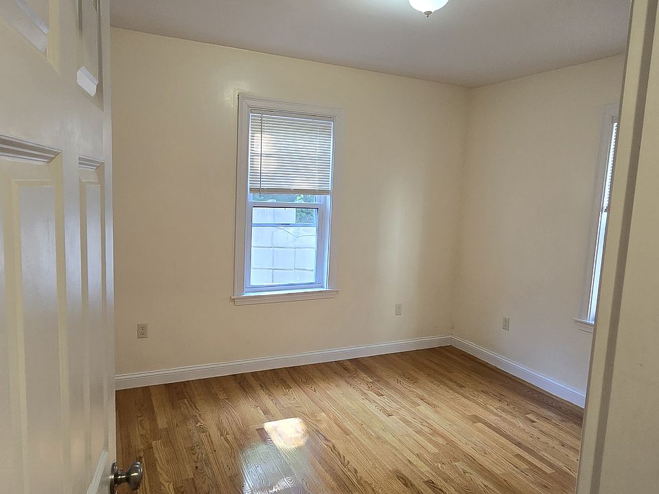 2nd image of 6 Gannett St #3