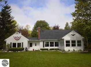 607 NW Torch Lake Dr, Kewadin, MI 49648