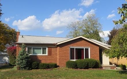 1st image of 27640 Lyndon St