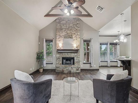 5th image of 11416 Fairways Ave