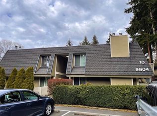 9904 NE 124th St APT 1002, Kirkland, WA 98034