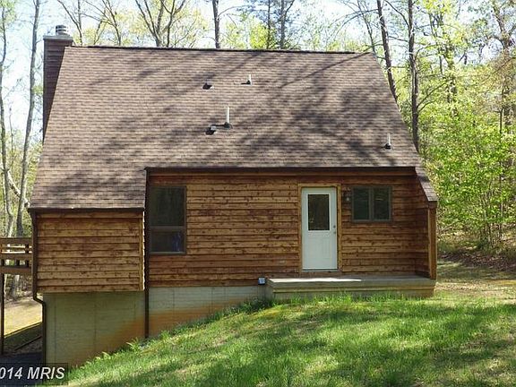 4th image of 233 Madeline Ln
