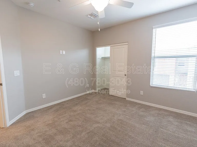 2950 N 38th St #13 — Photo 38