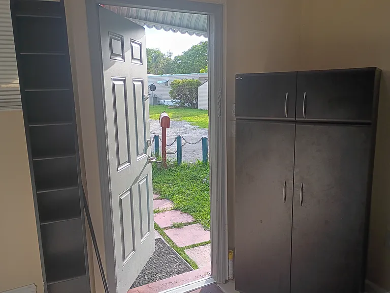 4738 SW 46th Way #1 — Photo 3