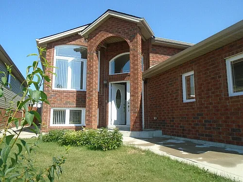 1938 Curry Ave Photo 1
