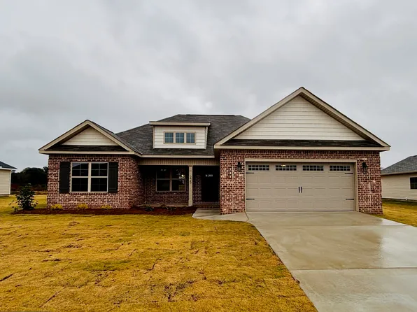 225 Overton Dr, Perry, GA 31069