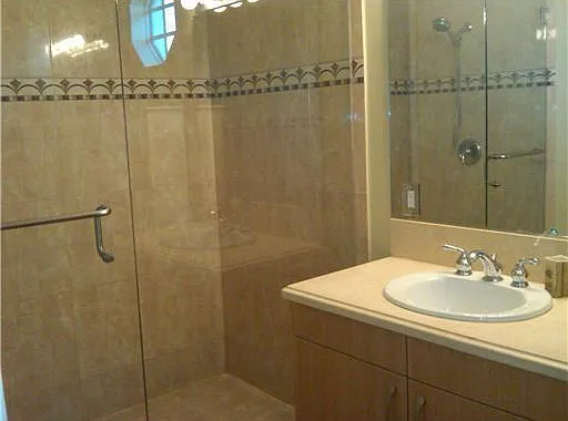 29 NE 24th Ave #29