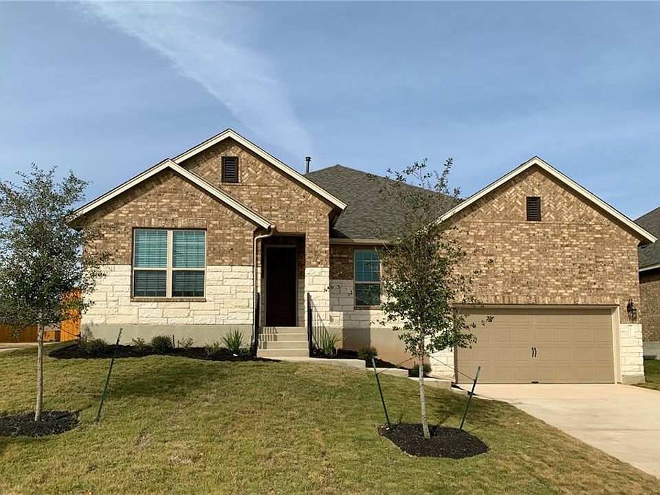 1st image of 2401 Carretera Dr