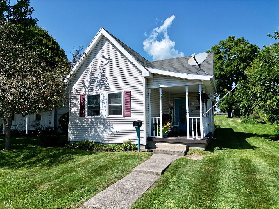 1st image of 2826 N B St