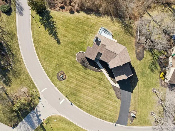 10301 Giverny Blvd, Cincinnati, OH 45241