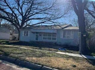 315 S Poplar St, Newton, KS 67114