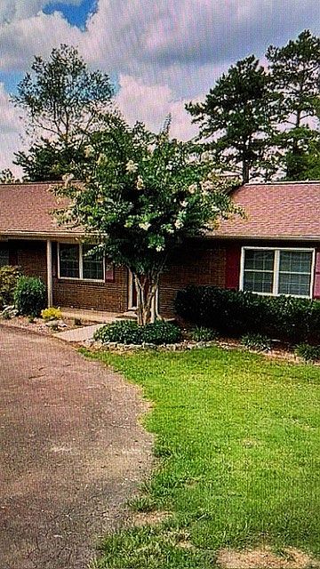 1st image of 1224 Park Hill Cir