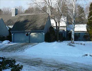 5th image of 12 Wonderbrook Dr