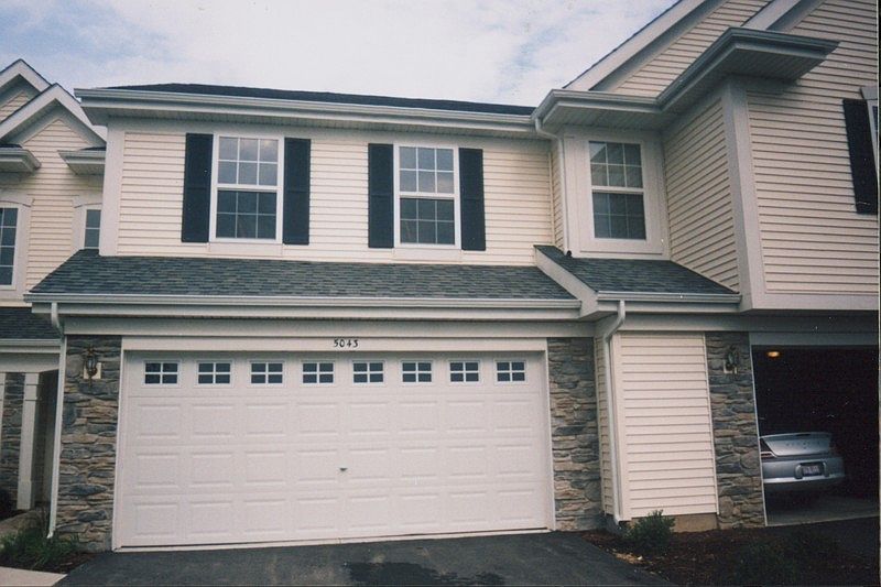 1st image of 5043 Homestretch Dr