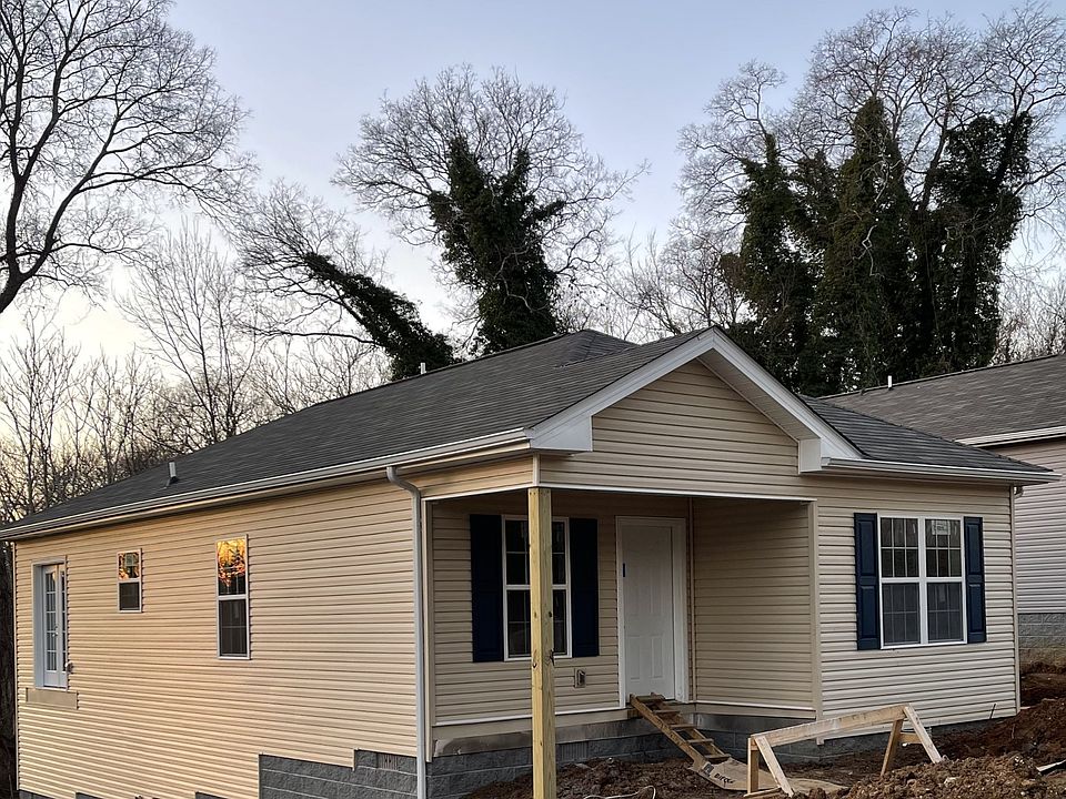 2nd image of 912 Mapleash Ave Lot 3