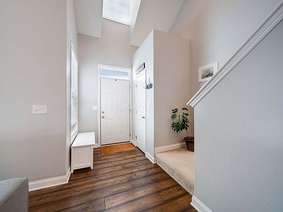 5th image of 8828 Olenbrook Dr