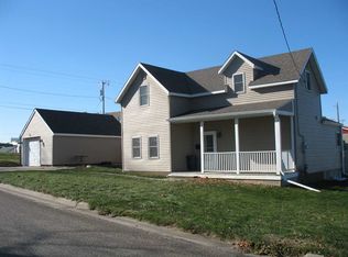 205 N Meldon St, Calmar, IA 52132