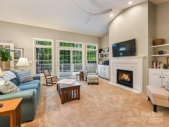 4th image of 2069 Deep Woods Dr