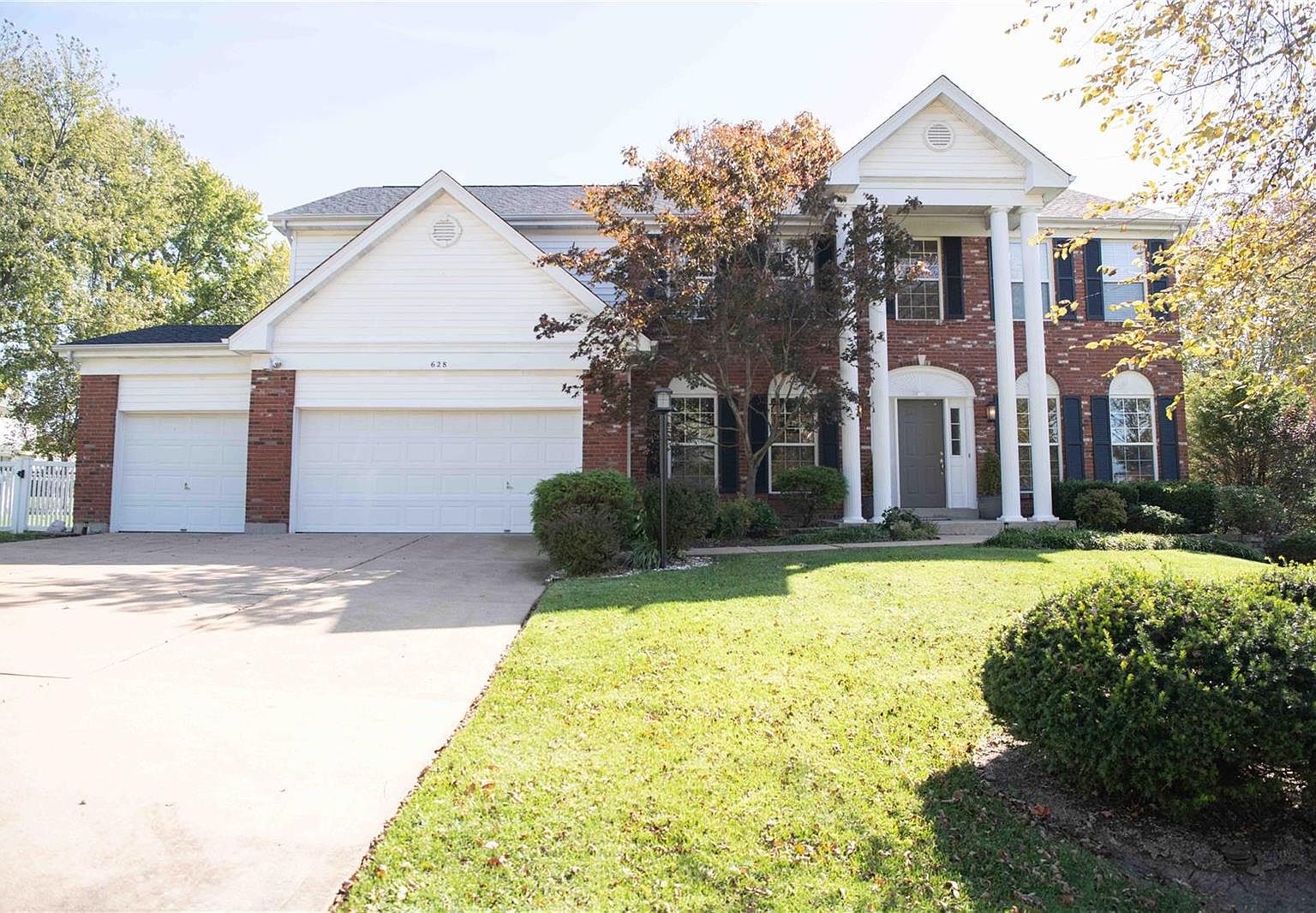 628 Kehrs Mill Ridge Dr, Ballwin, MO 63011 Zillow