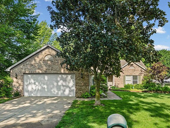 3rd image of 4708 Brighton Dr