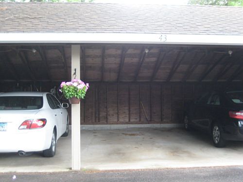 Car Port just a few steps f...