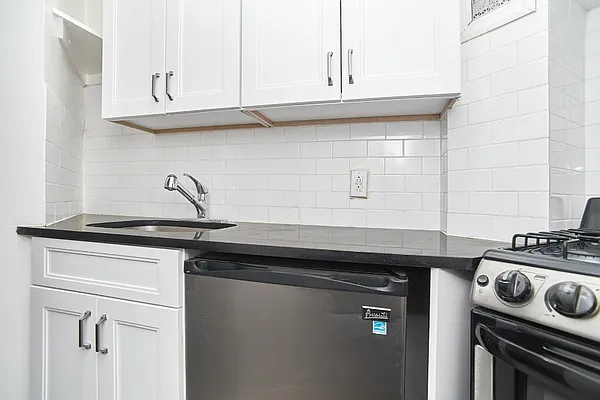 Rented by Living New York | media 34