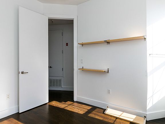 3rd image of 611 Nostrand Ave #2A
